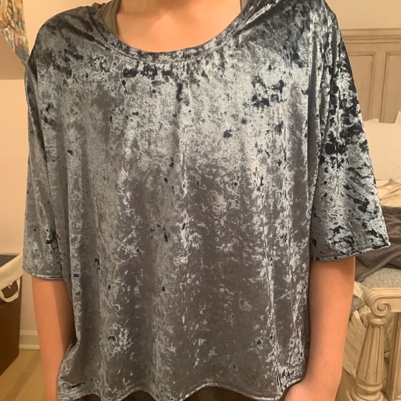 POL Velvet Tee - Picture 2 of 2